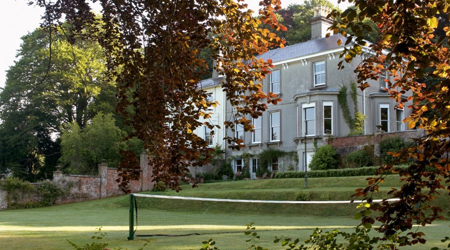 Top 10 tips for surviving moving day